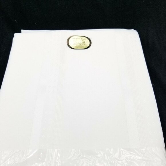 Vintage Elrene Satin Stripe Fabric White Tablecloth Oblong 60 x 84 New - Picture 4 of 5